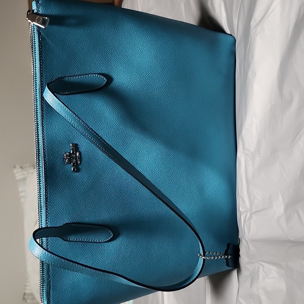 COACH TOTE